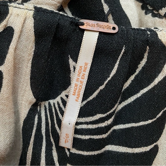 Free People Two Piece Merpati Set - Picture 15 of 16